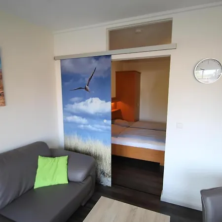 1518 - Duenenresidenz Wg 8 Даме