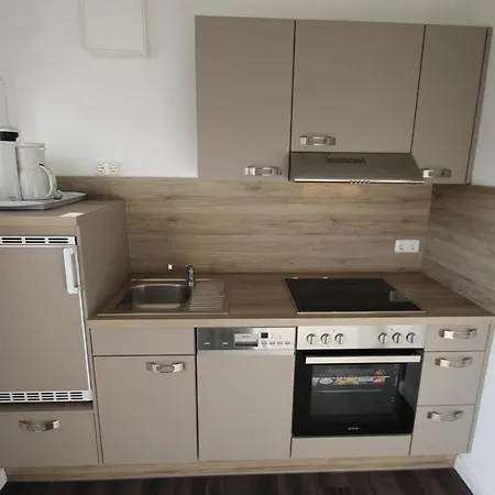 Апартаменты 1518 - Duenenresidenz Wg 8 Даме